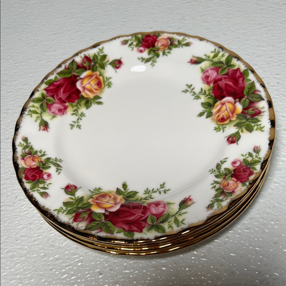 Vtg Royal Albert Old Country Roses Bread Plates 22K Gold Trim Bone China Set 4